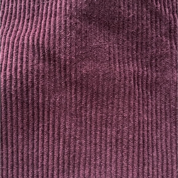 NWT Hollister Maroon Corduroy Skirt - Picture 4 of 4